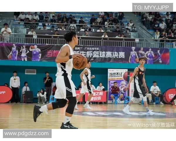 梦想与火花篮球的激情碰撞点燃青春的无限可能与追逐梦想的勇气